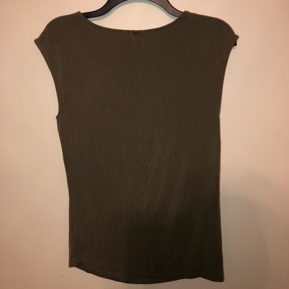 Calvin Klein top - Picture 3 of 3